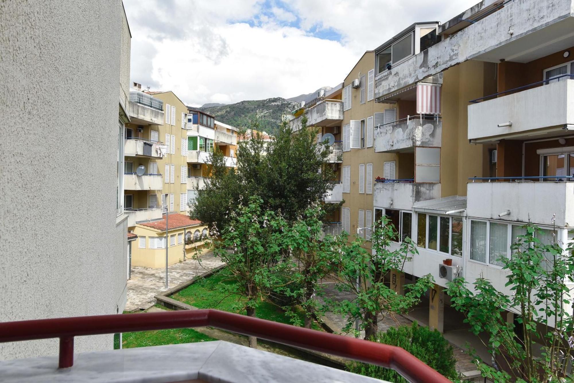 Comfort Apartment Near The Beach Budva Exterior photo