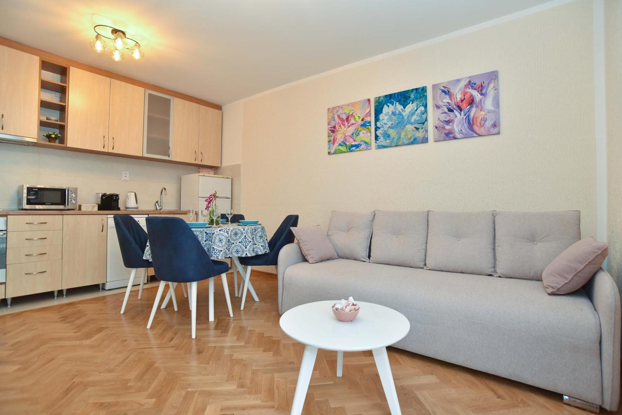 Comfort Apartment Near The Beach Budva Exterior photo