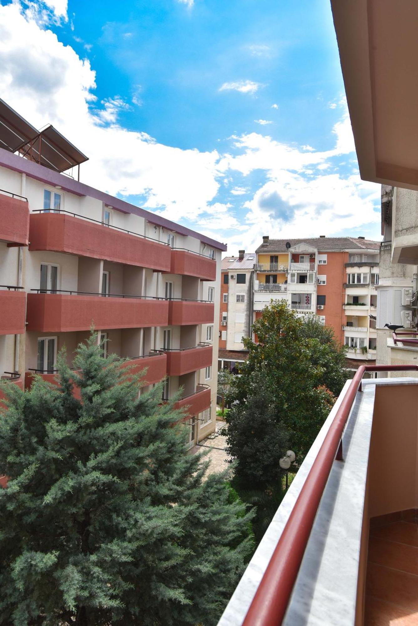Comfort Apartment Near The Beach Budva Exterior photo